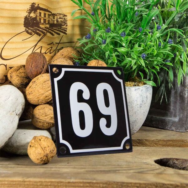 Emaille huisnummerbord 'zwart' klein nummer 69