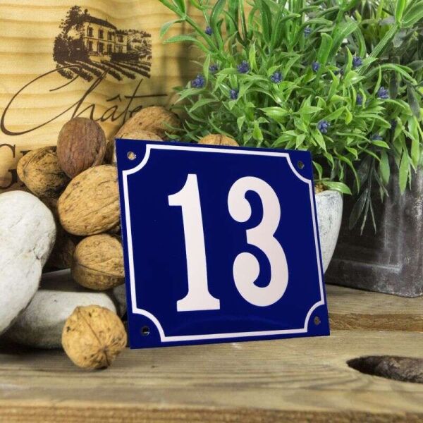 Huisnummerbord groot blauw nummer 13