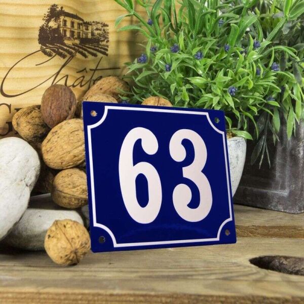 Huisnummerbord groot blauw nummer 63
