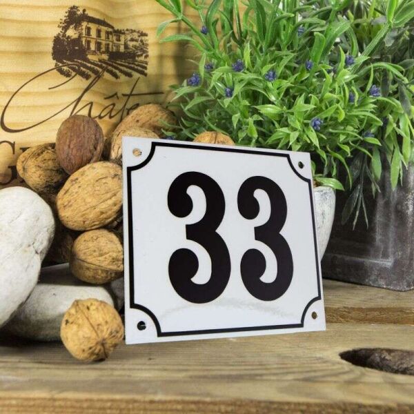 Huisnummerbord groot wit nummer 33