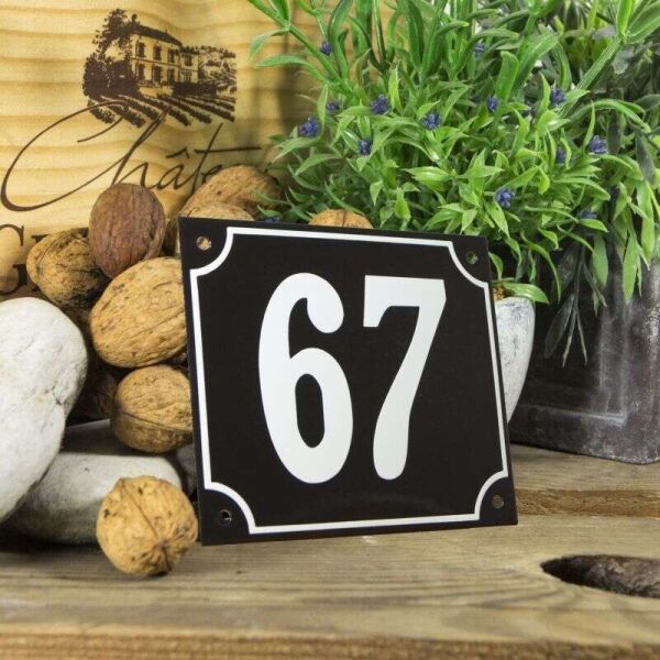 Huisnummerbord groot zwart nummer 67