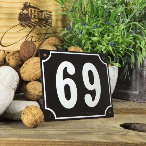 Huisnummerbord groot zwart nummer 69