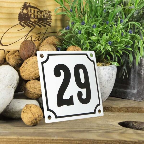 Huisnummerbord wit klein 10x10 cm nummer 29