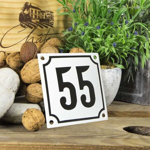 Huisnummerbord wit klein 10x10 cm nummer 55