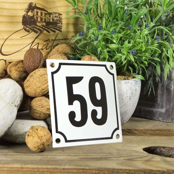 Huisnummerbord wit klein 10x10 cm nummer 59