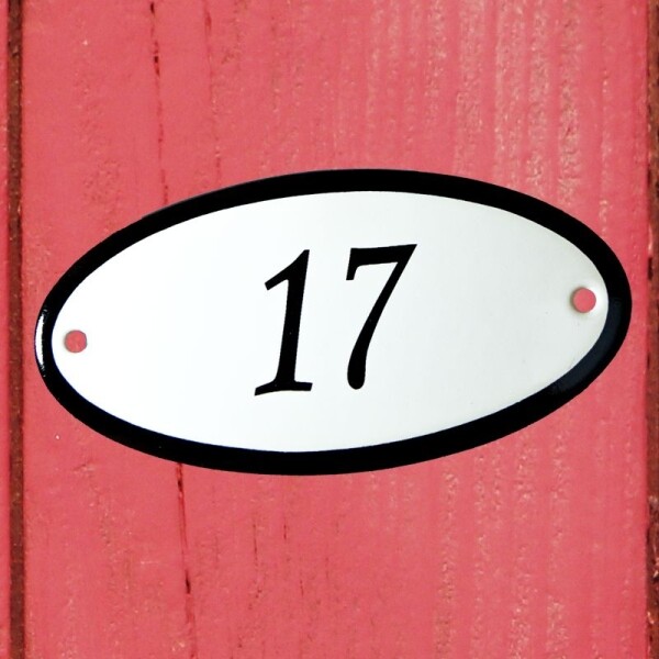 Huisnummerbordje ovaal nummer 17