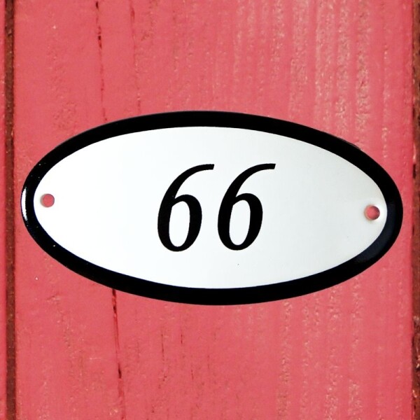 Huisnummerbordje ovaal nummer 66