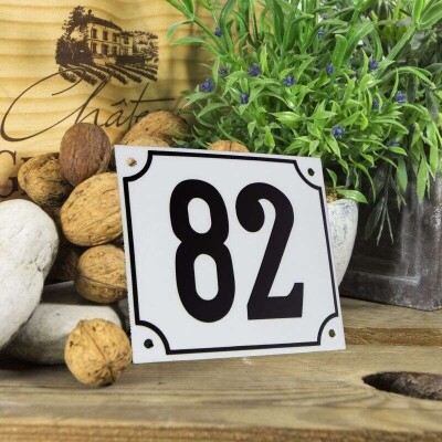Huisnummerbord groot 'wit' 82