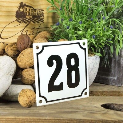 Huisnummerbord klein 'wit' 28