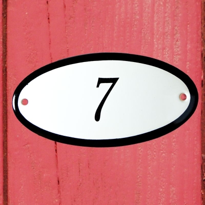 Huisnummerbordje 'ovaal' 7