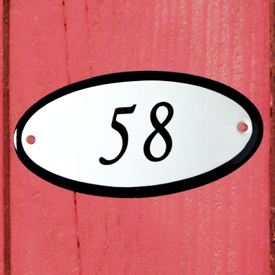 Huisnummerbordje 'ovaal' 58