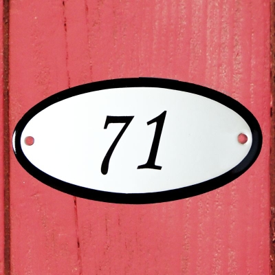 Huisnummerbordje 'ovaal' 71